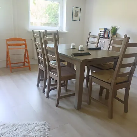 Kinderfreundliche Apartamento Alsheim